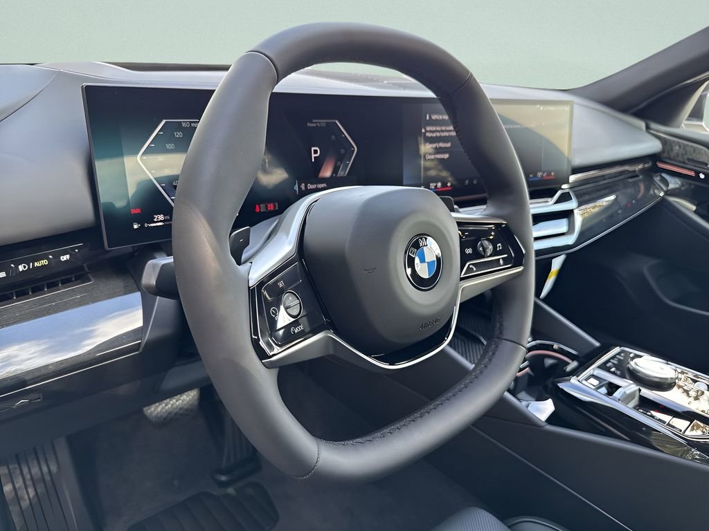New 2026 BMW 530i xDrive w/ Premium Package AWD/4WD image 18