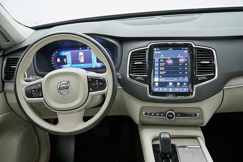 Certified 2024 Volvo XC90 B6 Plus w/ Protection Package Premier AWD/4WD image 26