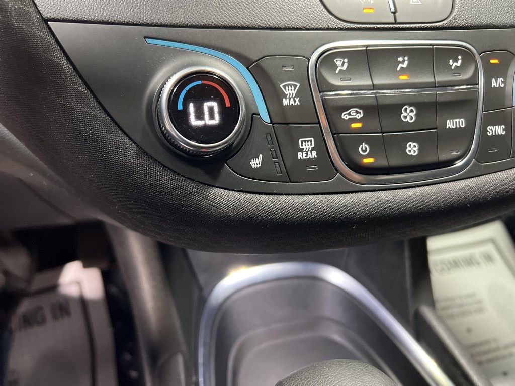 Used 2023 Chevrolet Malibu LT FWD image 29