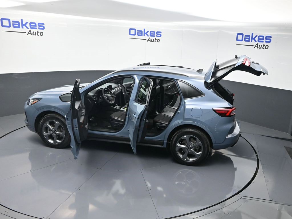 Used 2024 Ford Escape ST-Line Select w/ Class II Trailer Tow Package image 60