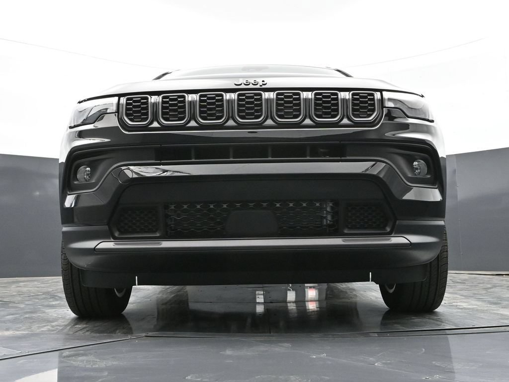 Used 2026 Jeep Compass Latitude AWD/4WD image 38