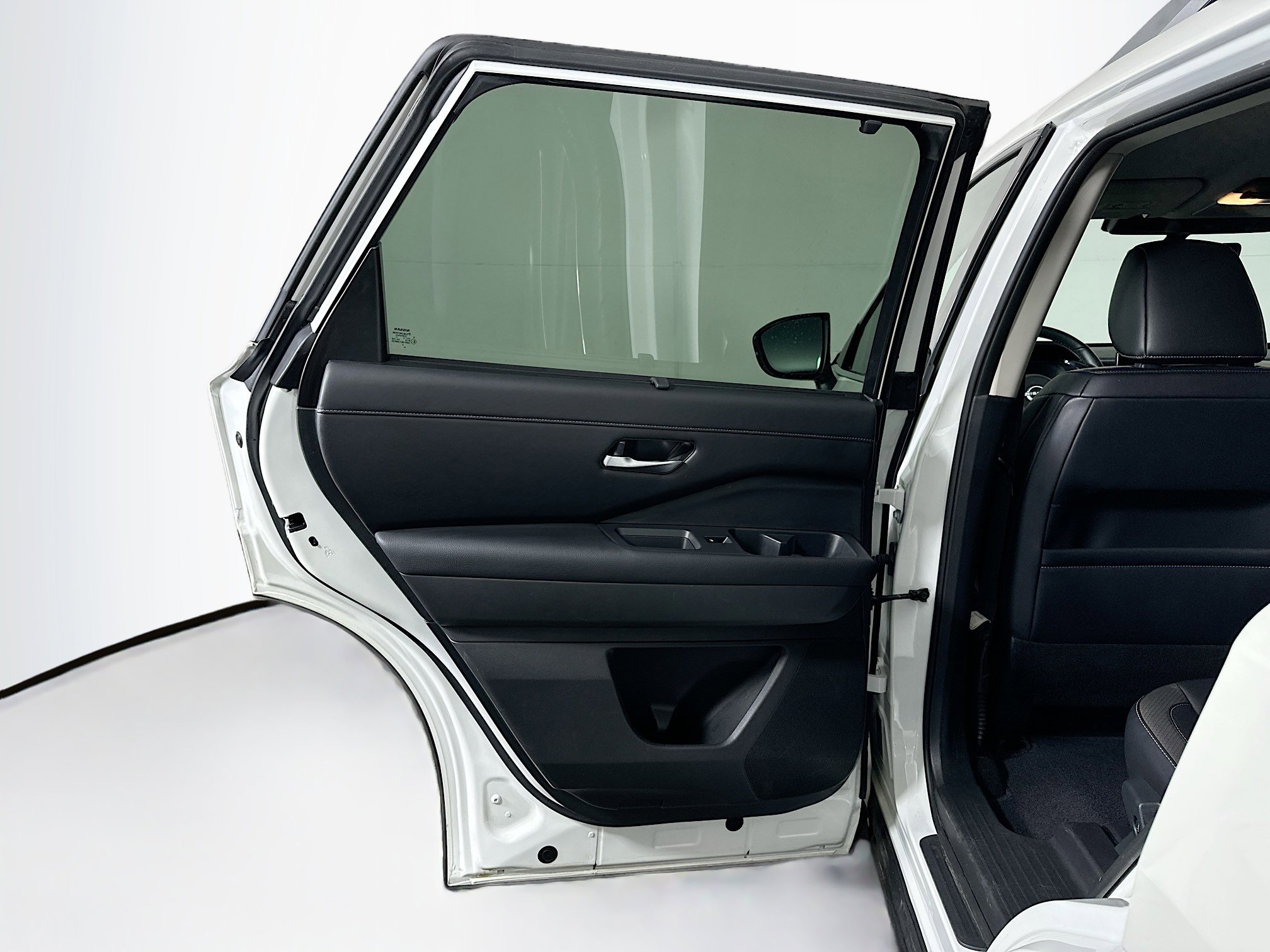 Used 2024 Nissan Pathfinder SL image 26