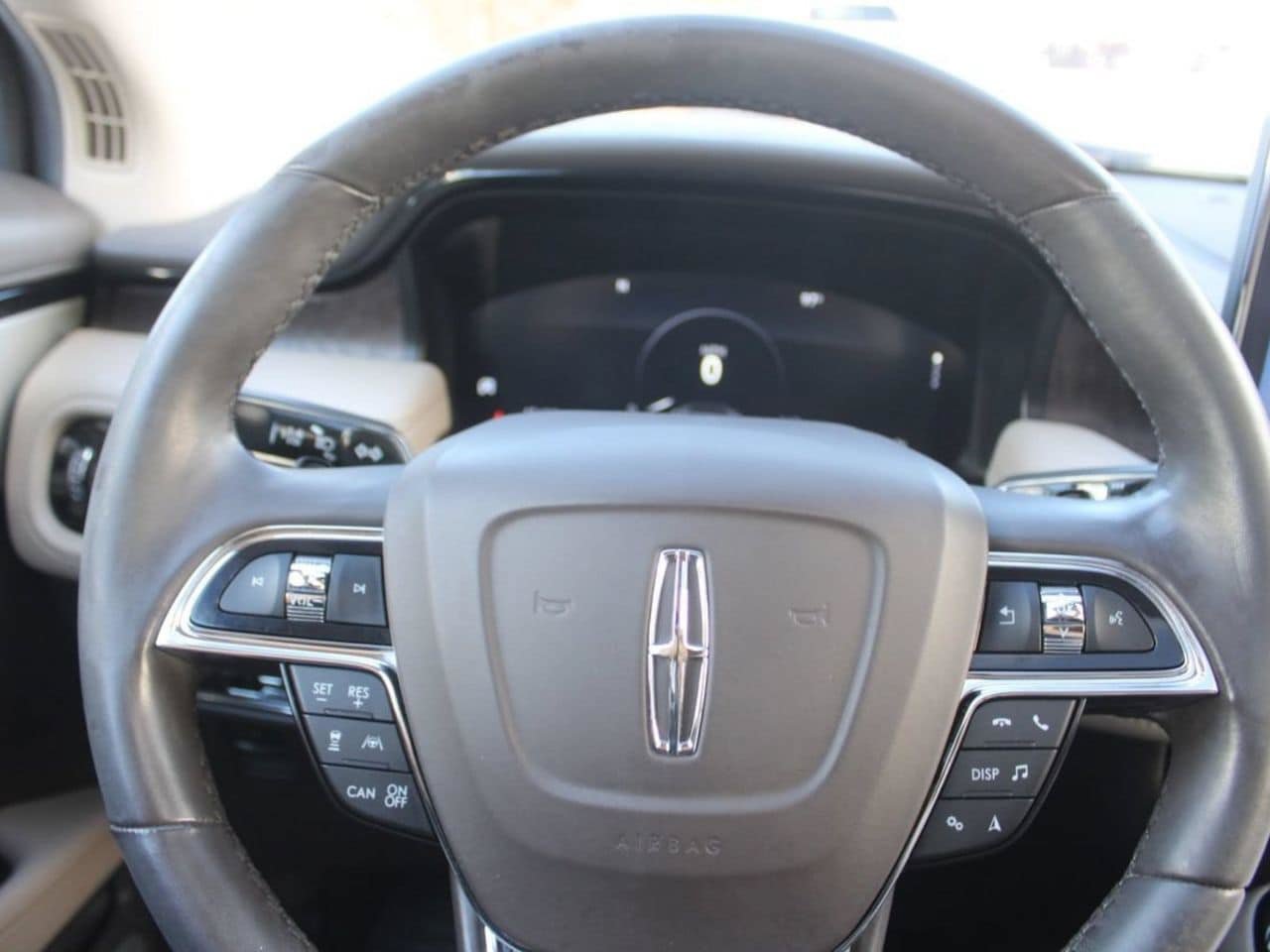 Used 2022 Lincoln Nautilus Reserve w/ Equipment Group 202A AWD/4WD image 26