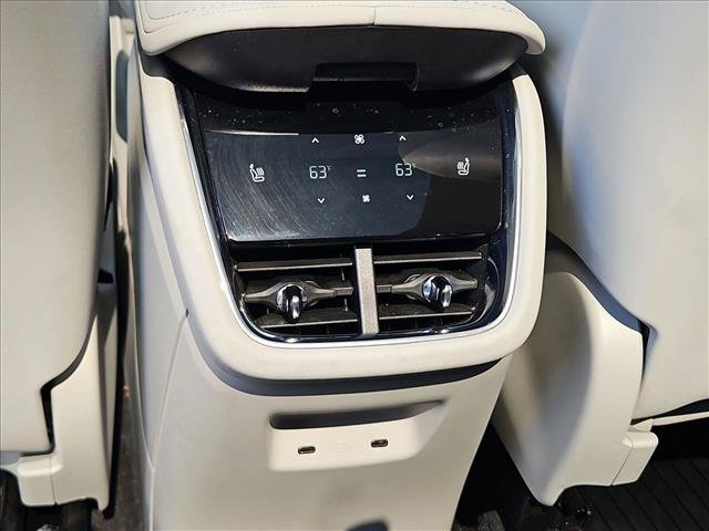 Used 2025 Volvo EX90 Ultra AWD/4WD image 25