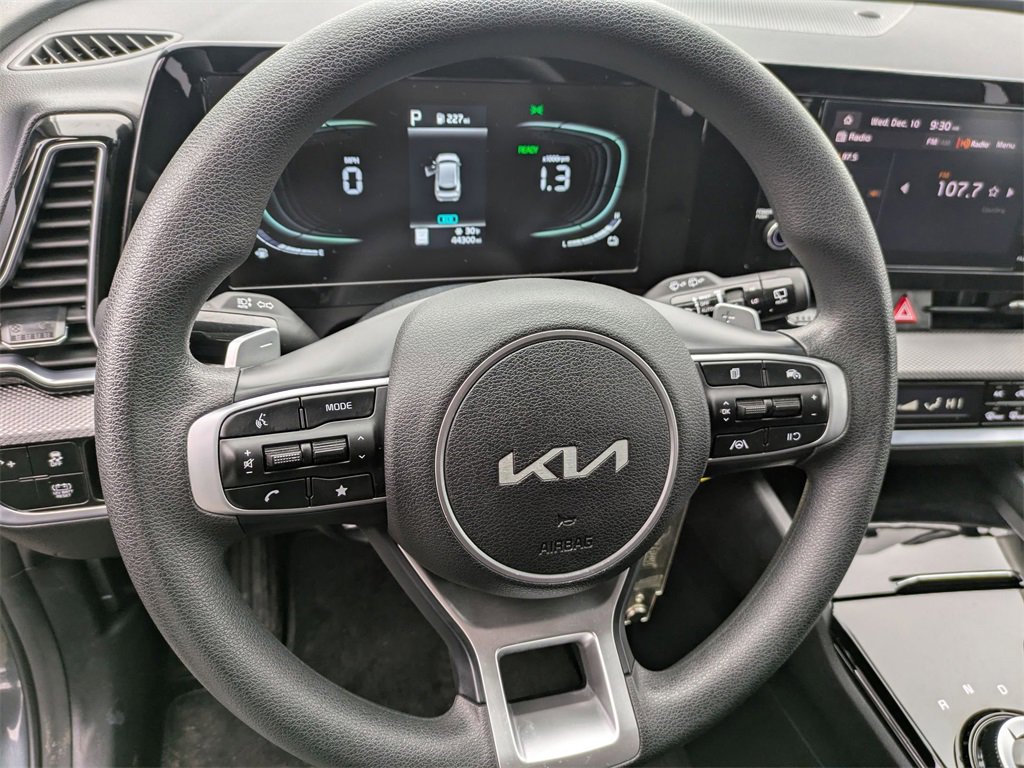 Used 2023 Kia Sportage LX image 17