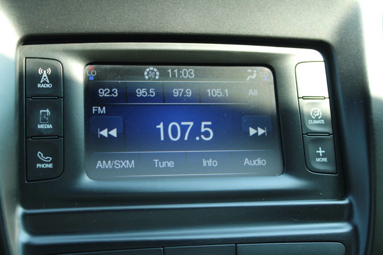 Used 2015 Chrysler 200 S w/ Comfort Group image 19