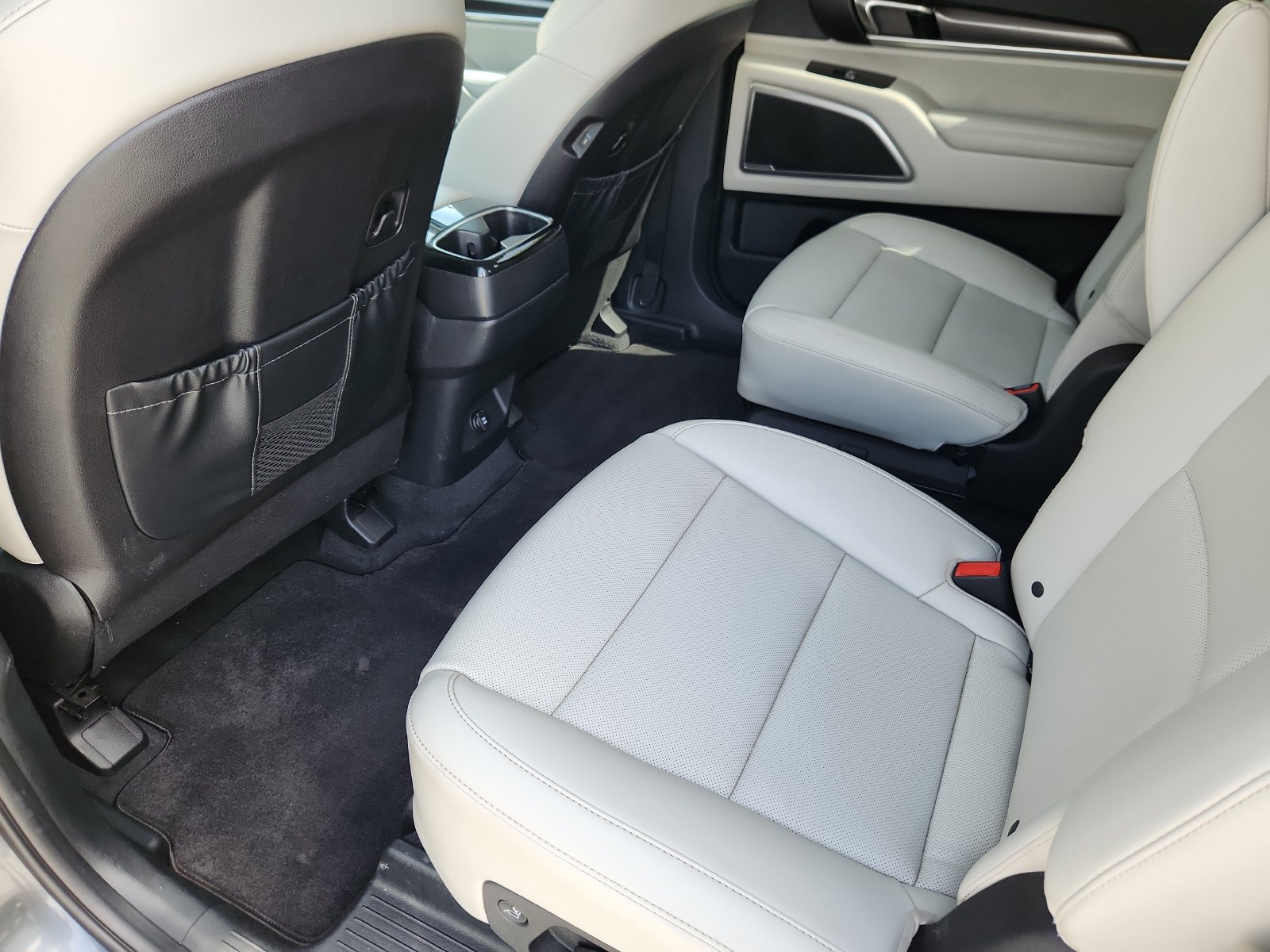 Used 2024 Kia Telluride S AWD/4WD image 11