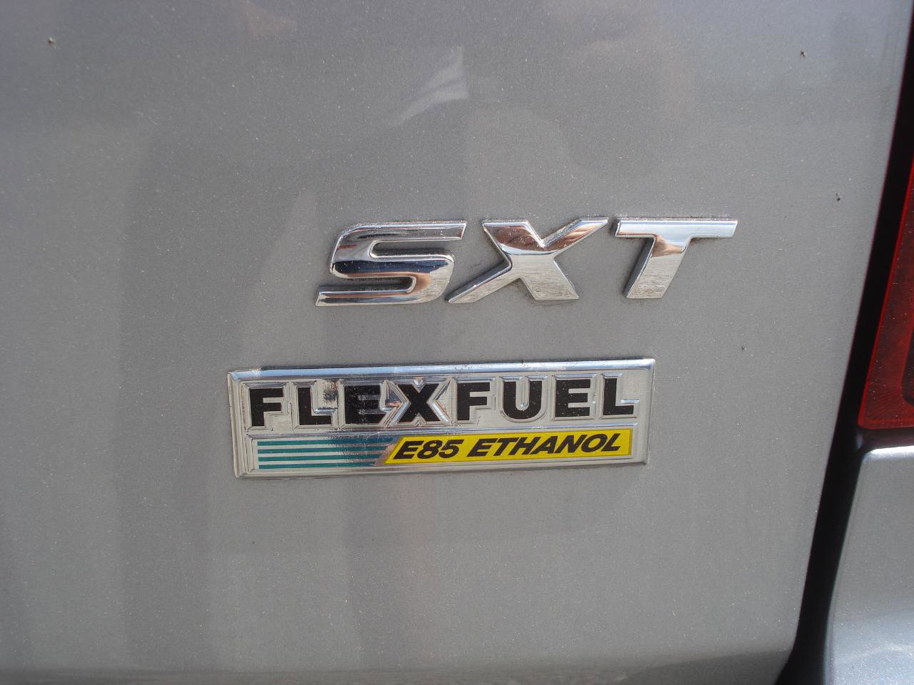 Used 2018 Dodge Grand Caravan SXT image 9