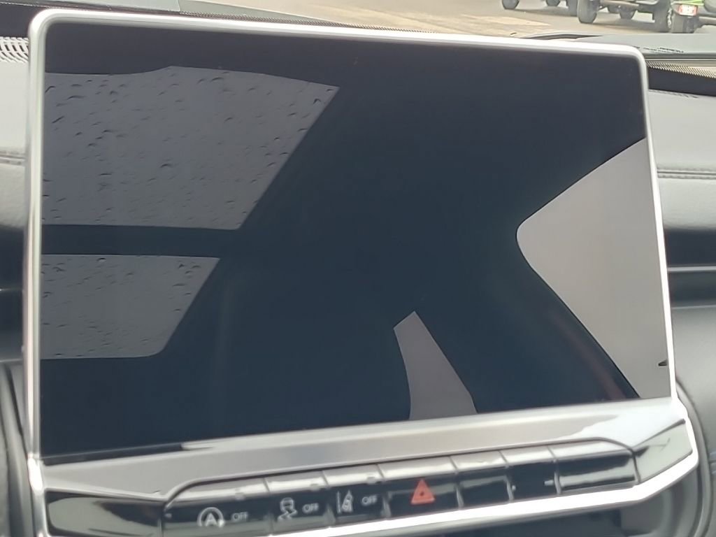 New 2026 Jeep Compass Latitude w/ Sun and Sound Group image 40