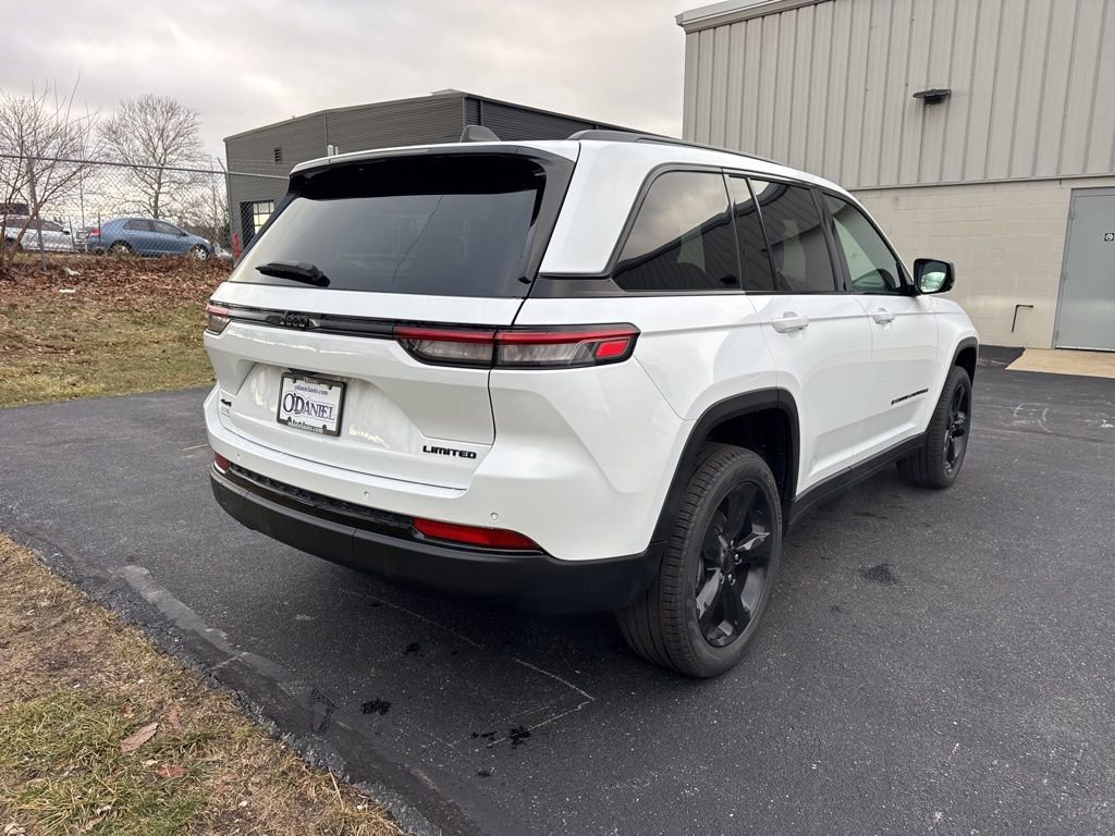 New 2025 Jeep Grand Cherokee Limited image 28