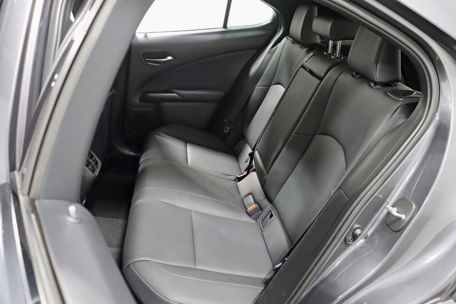 Used 2024 Lexus UX 250h AWD image 25