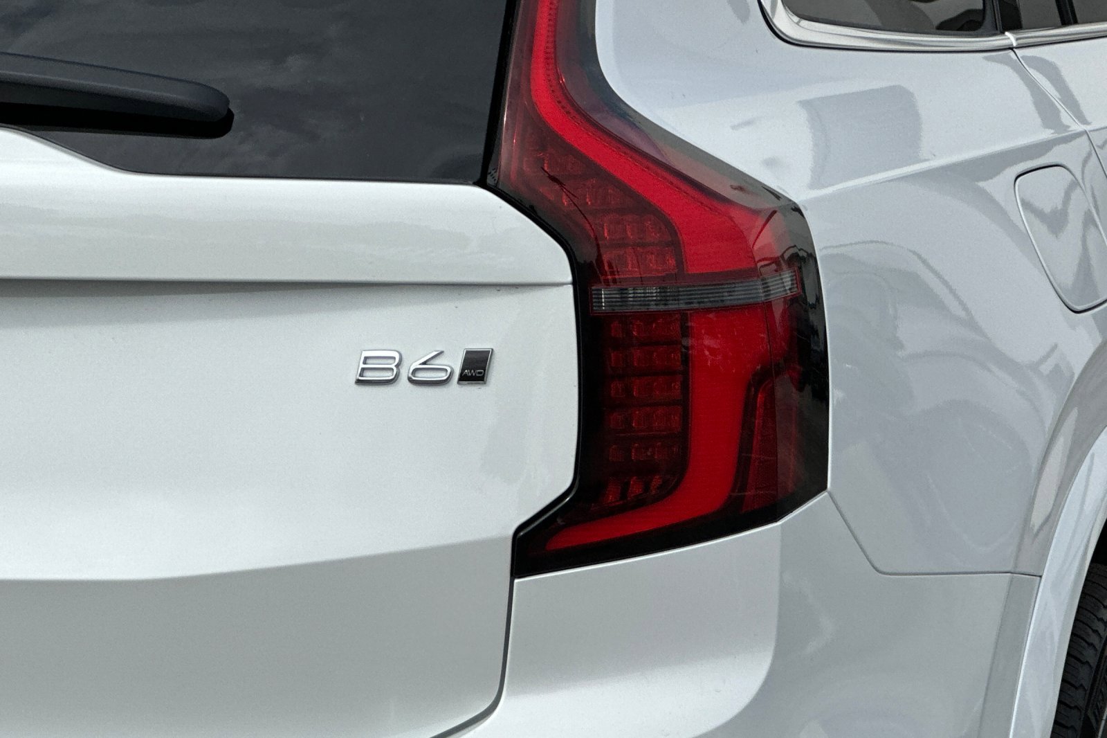 New 2026 Volvo XC90 B6 Plus image 7