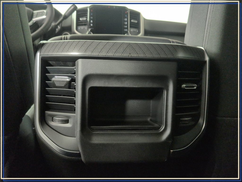 New 2026 RAM 2500 Big Horn AWD/4WD image 23