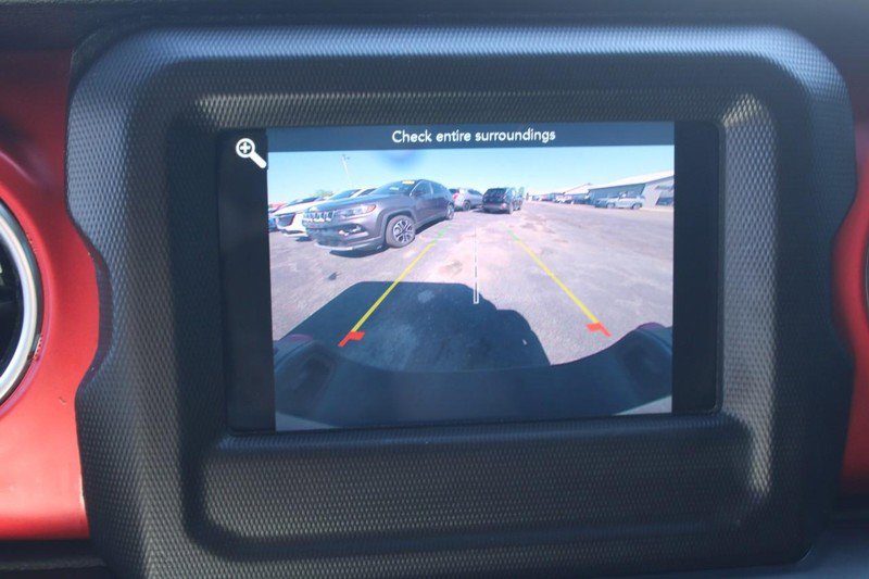 Used 2020 Jeep Gladiator Rubicon w/ Trailer Tow Package AWD/4WD image 20