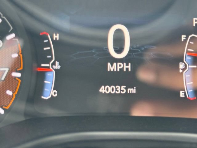 Used 2023 Jeep Compass Trailhawk AWD/4WD image 11