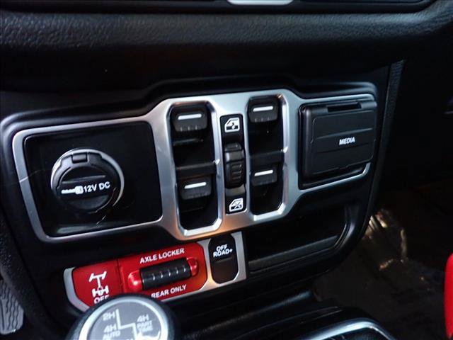 Certified 2024 Jeep Wrangler Unlimited AWD/4WD image 16
