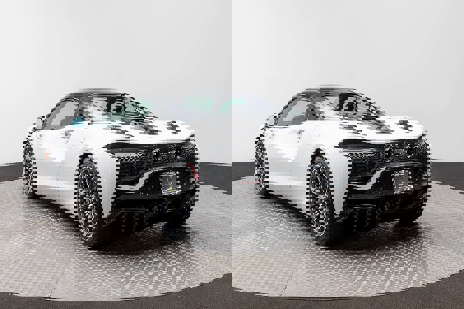 New 2026 McLaren Artura image 4