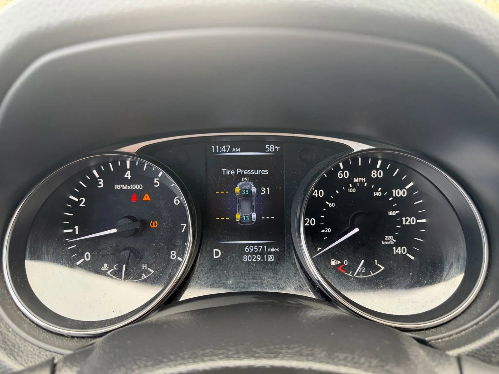 Used 2015 Nissan Rogue SV AWD/4WD image 18