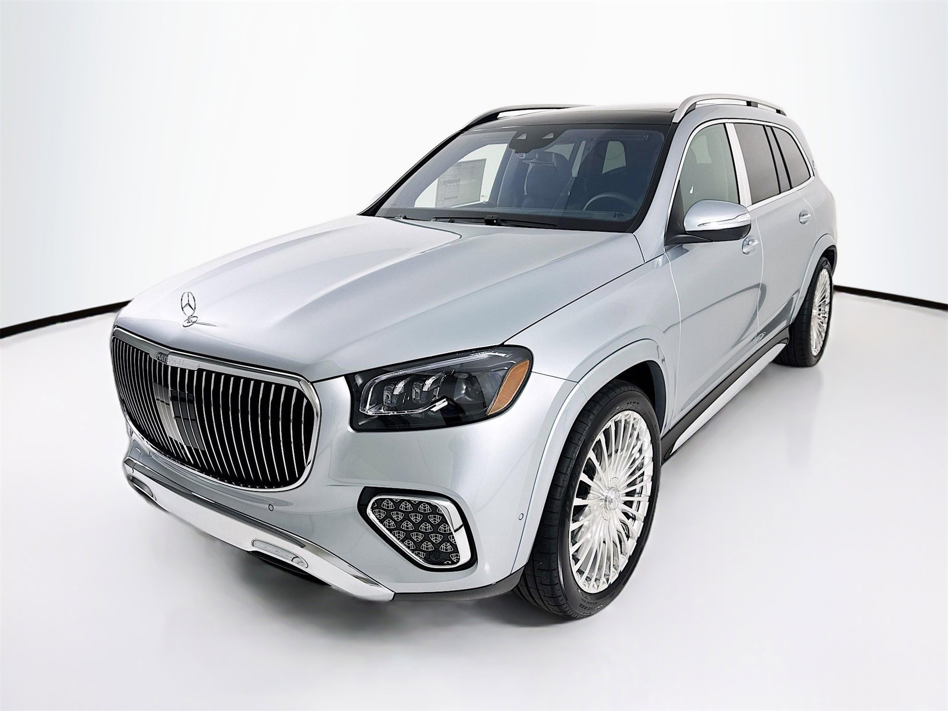 New 2026 Mercedes-Benz Maybach GLS 600 4MATIC image 3