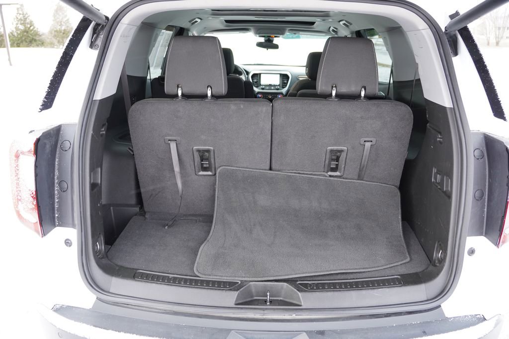 Certified 2023 GMC Acadia SLE image 22