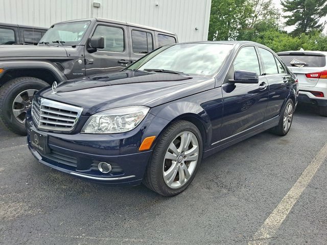 Used 2011 Mercedes-Benz C 300 4MATIC Sedan w/ Premium 1 Pkg image 3