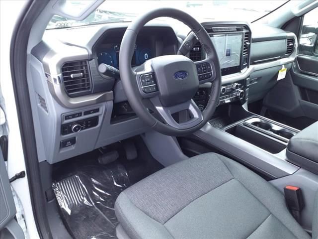 New 2024 Ford F150 XLT w/ Equipment Group 302A MID image 9