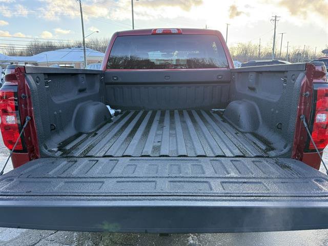 Used 2018 Chevrolet Silverado 1500 LT w/ All Star Edition image 23