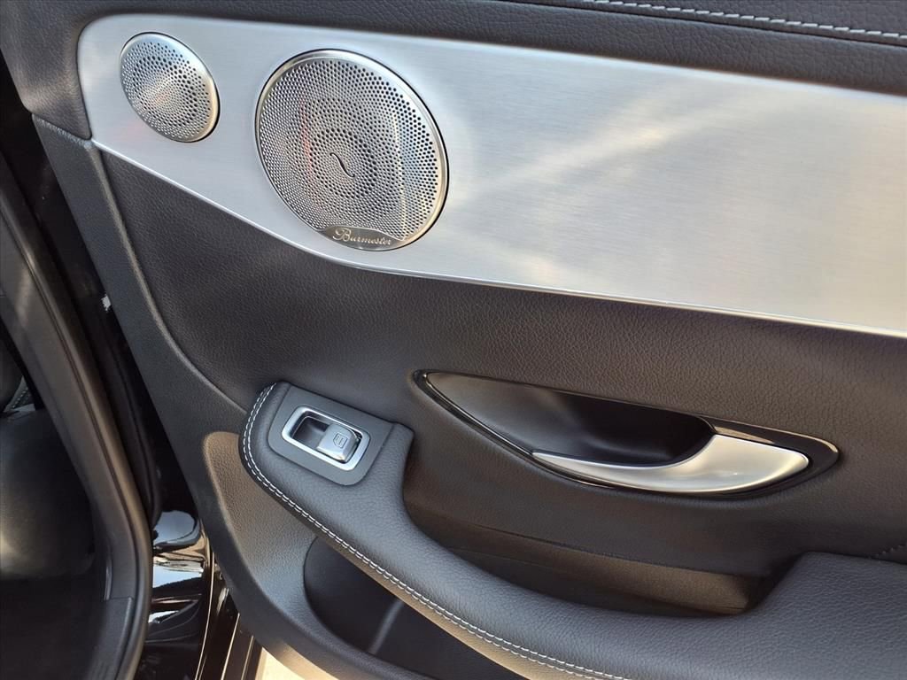 Used 2023 Mercedes-Benz GLC 300 4MATIC Coupe image 9