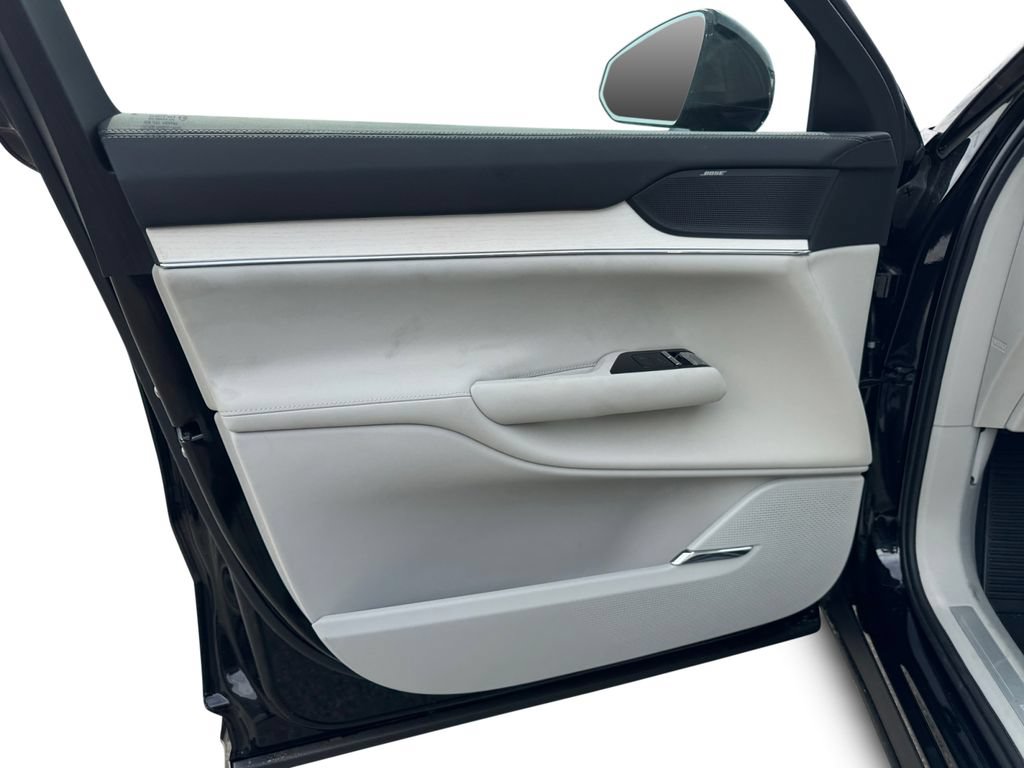 New 2026 Volvo EX90 Plus AWD/4WD image 10