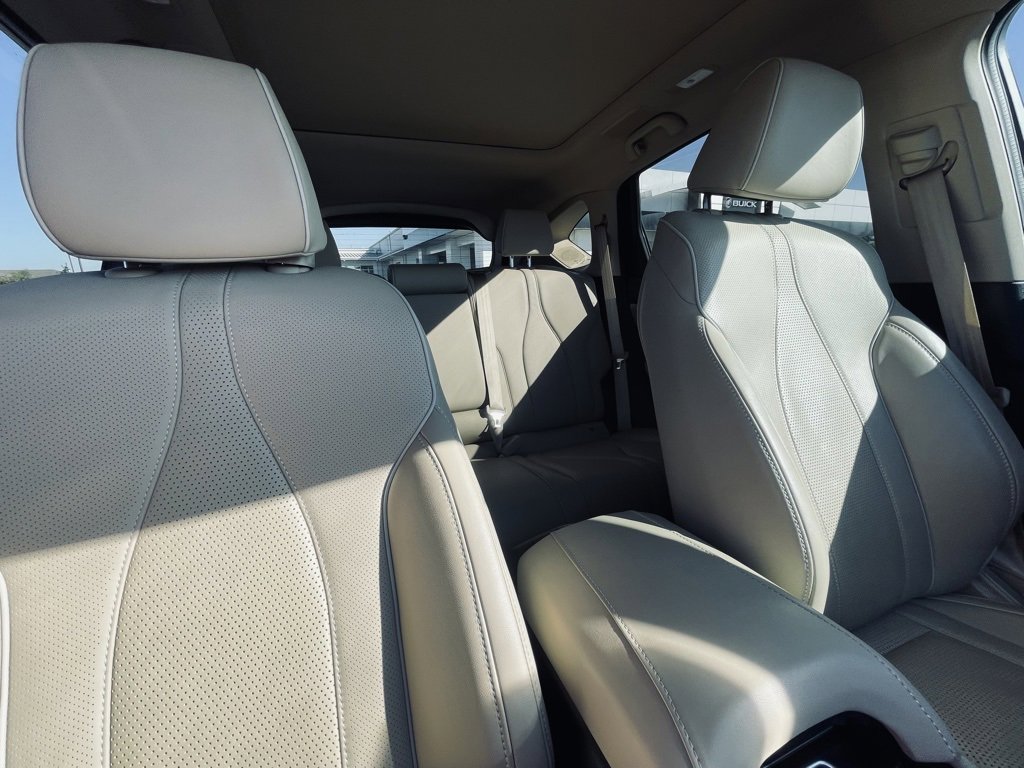 Used 2023 Acura RDX AWD w/ Advance Package image 32