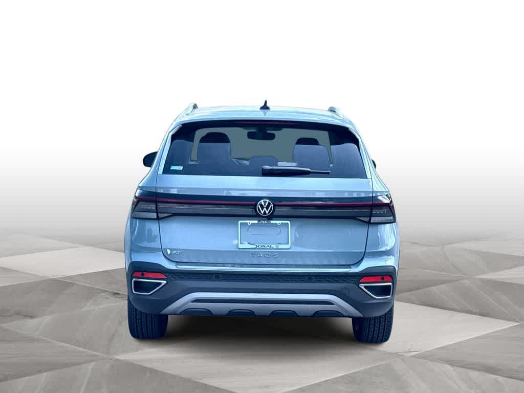 New 2026 Volkswagen Taos SE FWD image 7