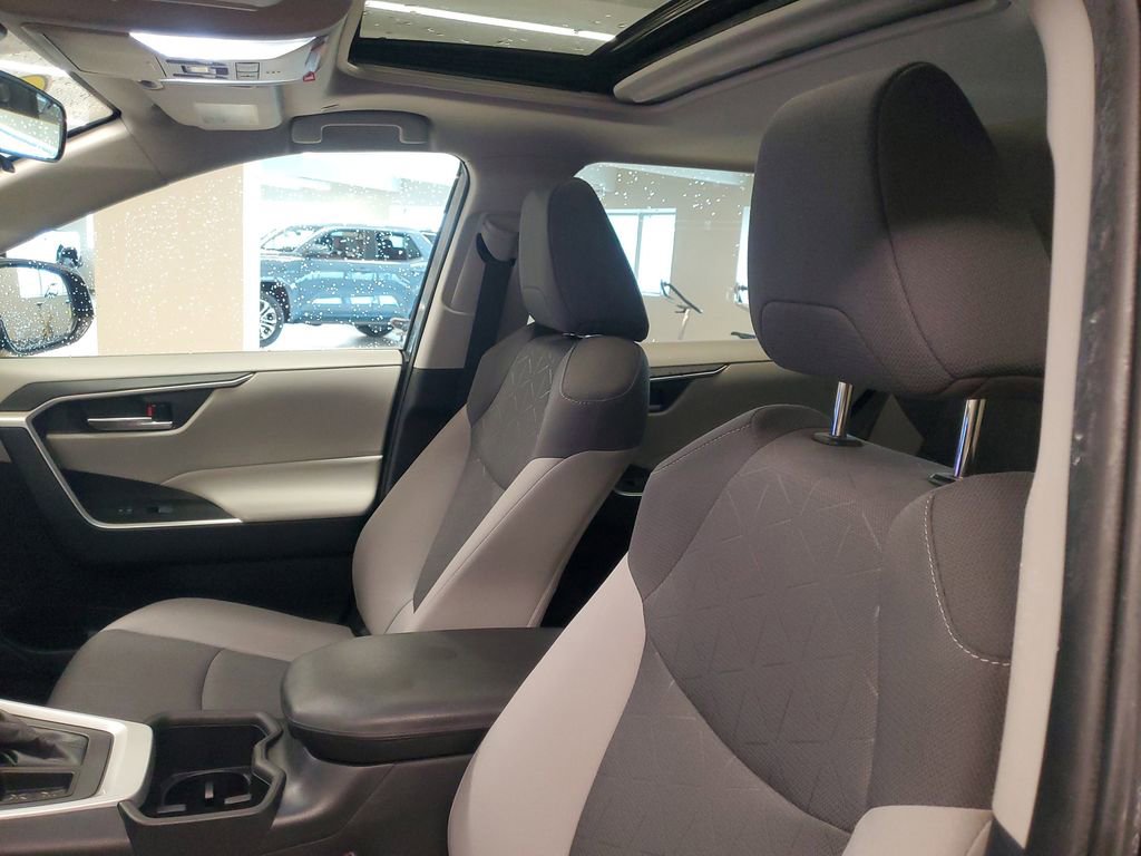 Certified 2023 Toyota RAV4 XLE w/ Convenience Package image 17