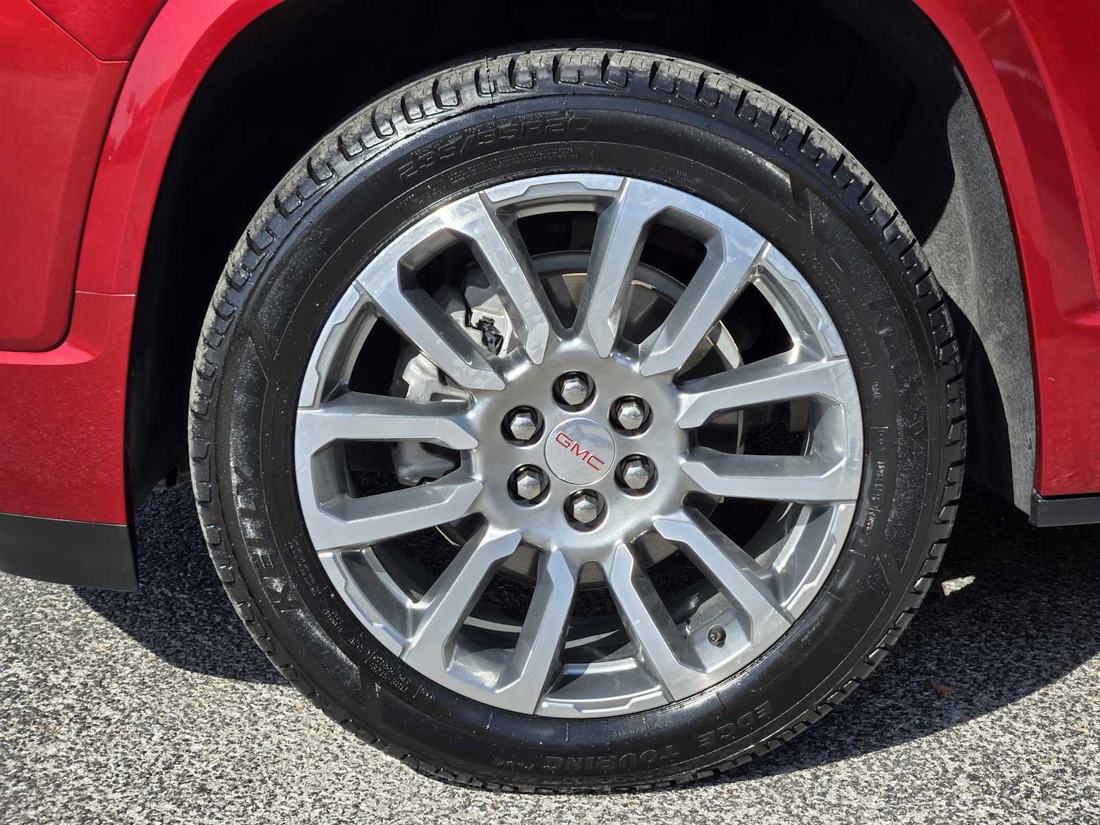 Certified 2023 GMC Acadia Denali w/ Denali Ultimate Package FWD image 13