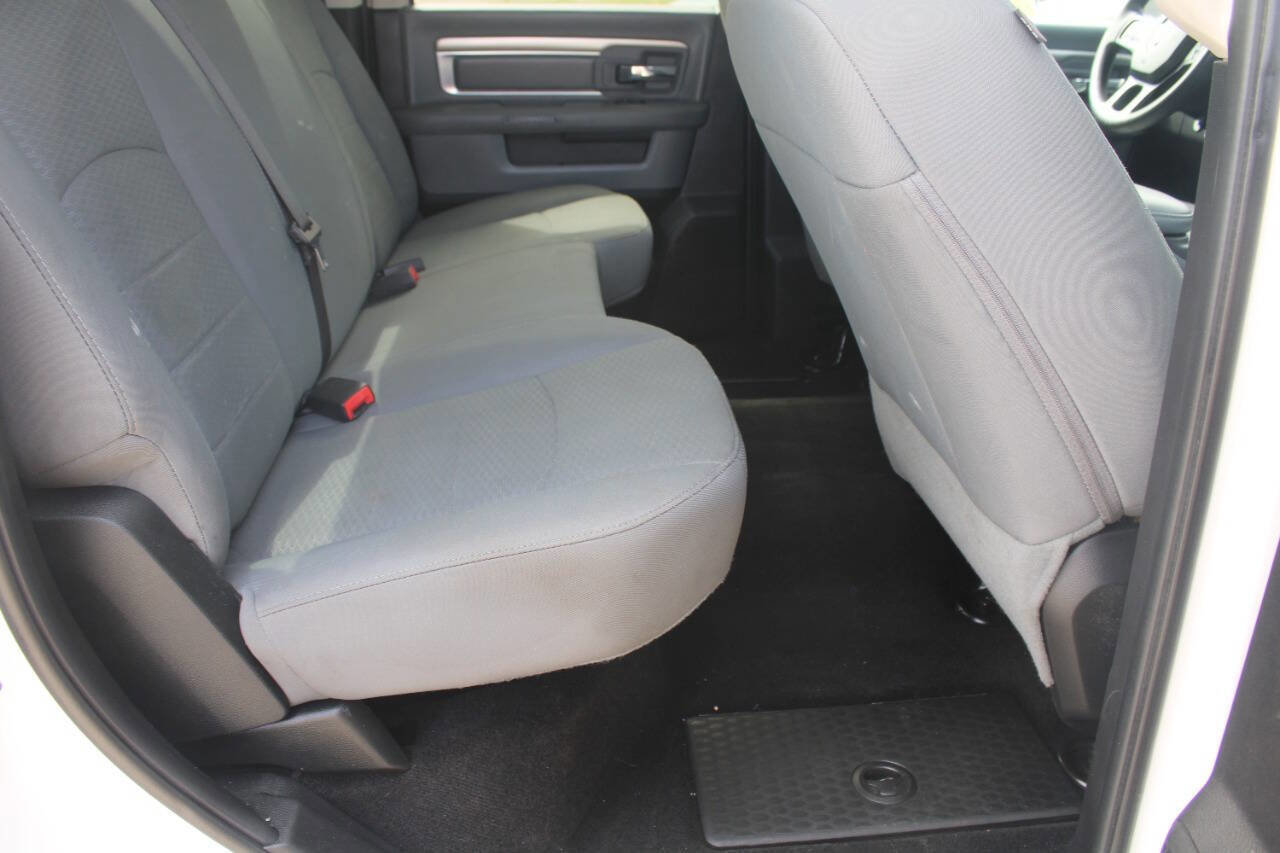 Used 2017 RAM 2500 SLT AWD/4WD image 6