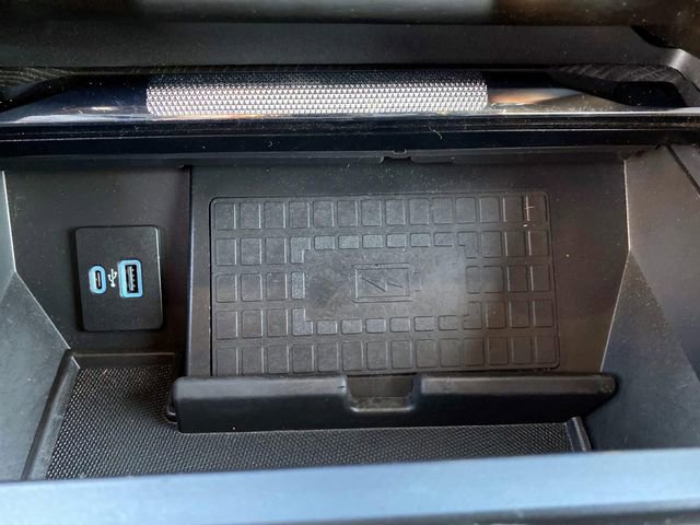 Used 2022 Ford F150 Platinum w/ Equipment Group 701A High image 18