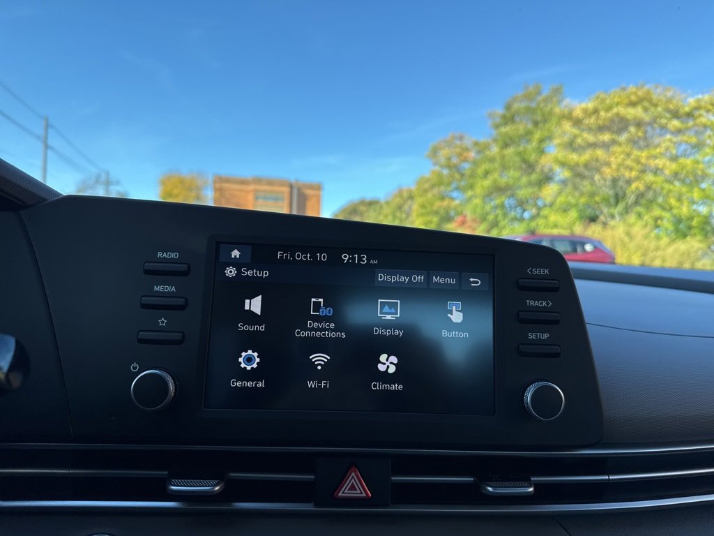 New 2025 Hyundai Elantra Sport image 21