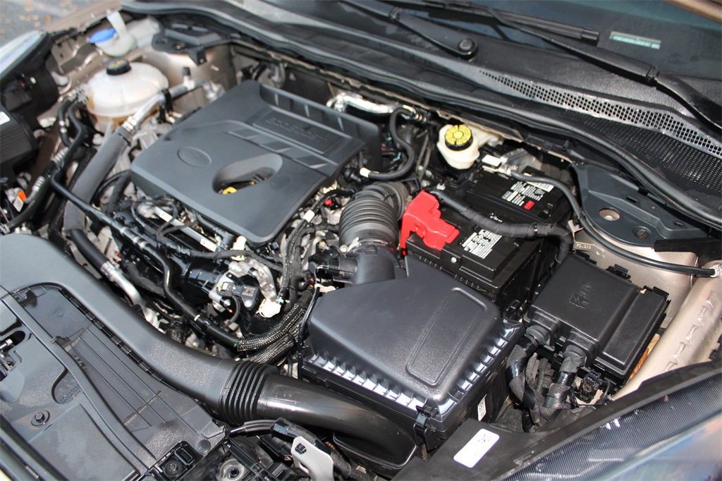 Used 2020 Ford Escape SE image 25