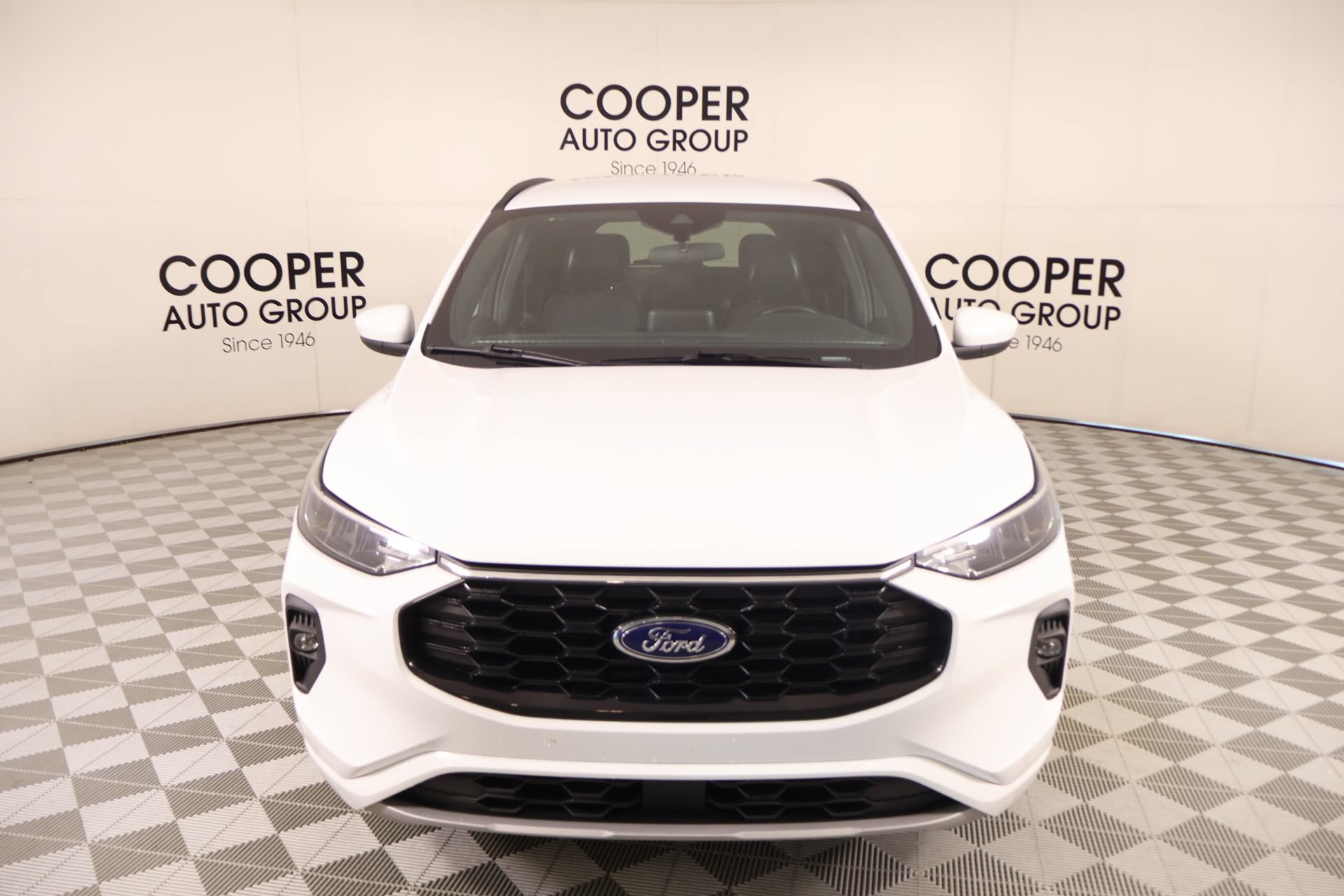 Used 2023 Ford Escape ST-Line Select AWD/4WD image 9