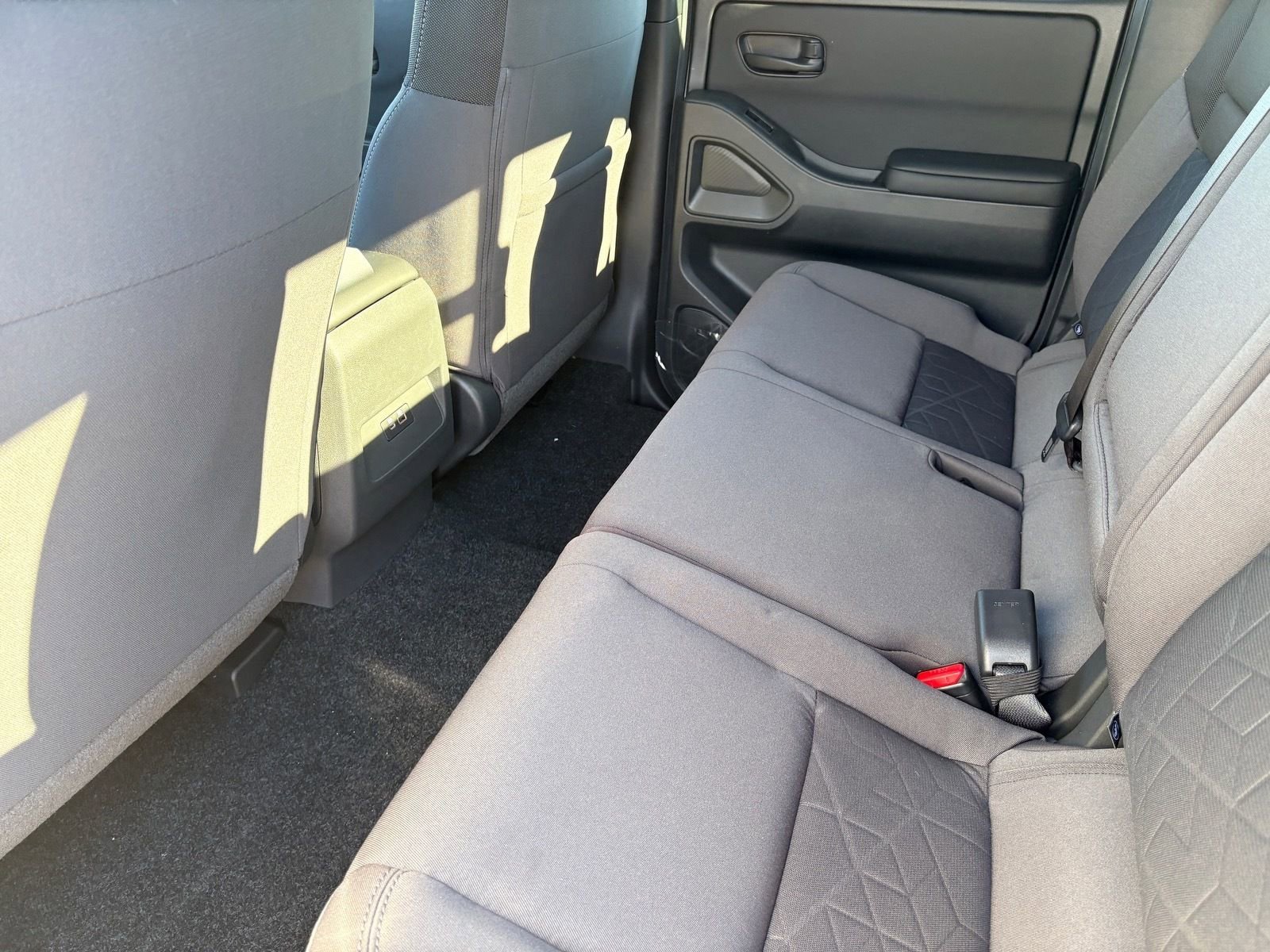 New 2026 Nissan Frontier SV image 24