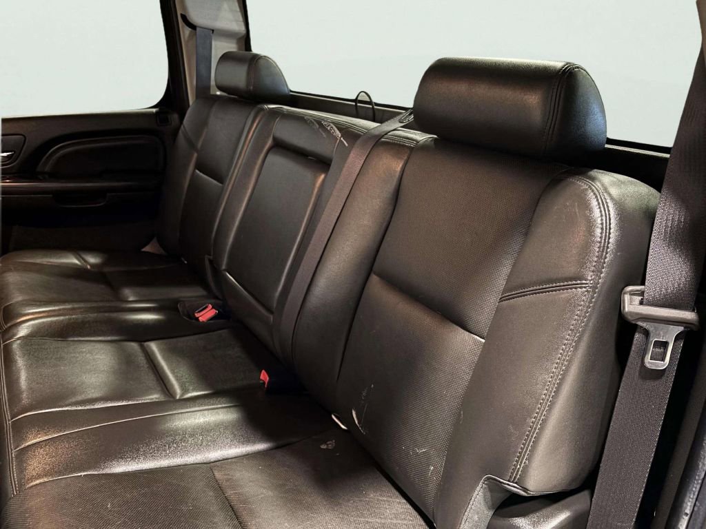 Used 2013 GMC Sierra 3500 Denali image 19