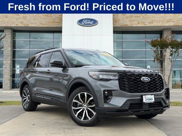 New 2026 Ford Explorer ST-Line w/ Premium Package RWD image 30