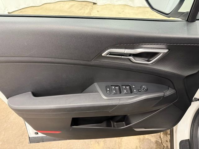 Used 2024 Kia Sportage LX image 15