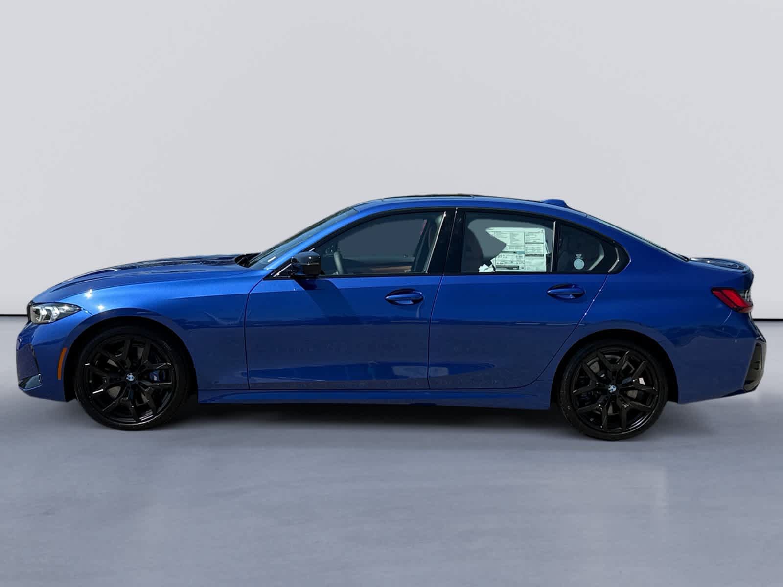 New 2026 BMW 330i Sedan w/ M Sport Package RWD image 6