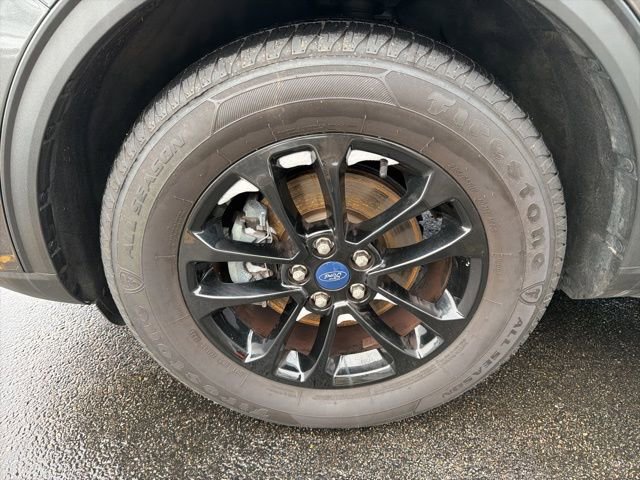 Used 2020 Ford Escape SE Sport image 29