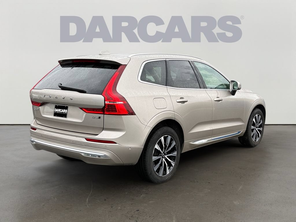 Certified 2023 Volvo XC60 B5 Plus w/ Climate Package AWD/4WD image 7