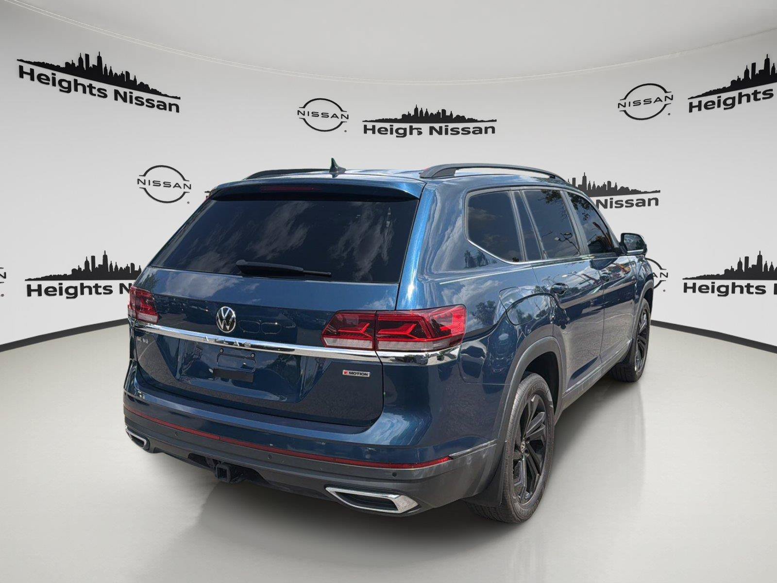 Used 2022 Volkswagen Atlas SE w/ Panoramic Sunroof Package AWD/4WD image 4