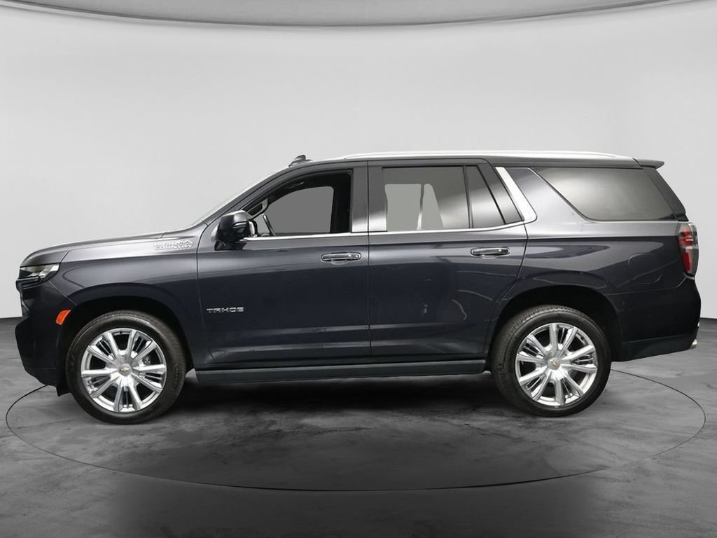 Used 2022 Chevrolet Tahoe High Country w/ Premium Package 2 AWD/4WD image 8
