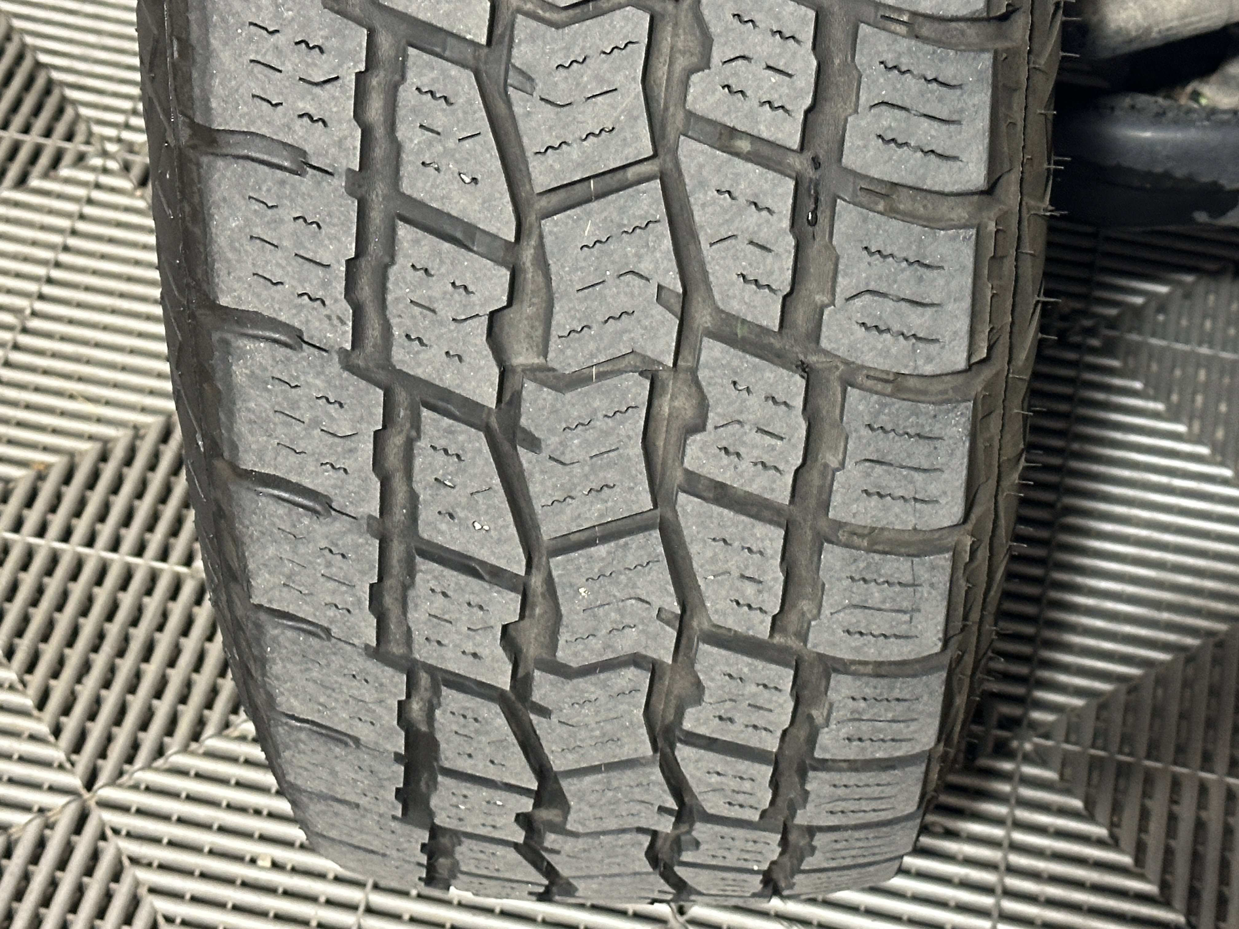 Used 2021 Chevrolet Silverado 1500 LT image 13