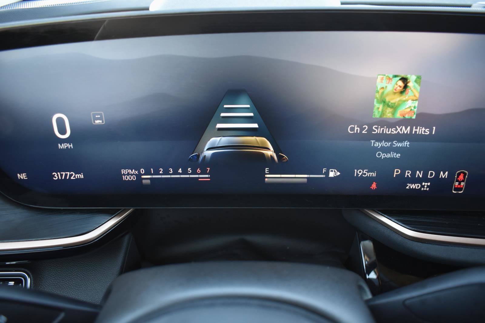 Used 2024 Buick Envision Sport Touring image 7