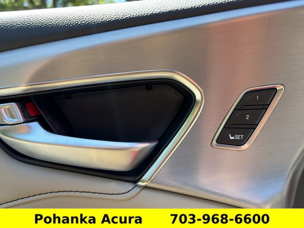 Certified 2025 Acura RDX SH-AWD w/ Technology Package image 22